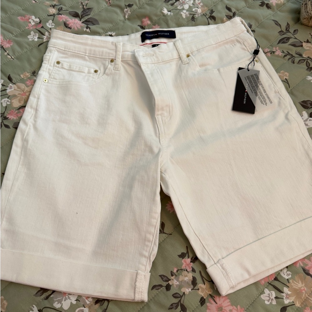 Tommy Hilfiger Classic White Shorts
